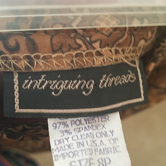 Skirt..get ready for Fall 🍂🍁🍂 - Picture 4 of 7